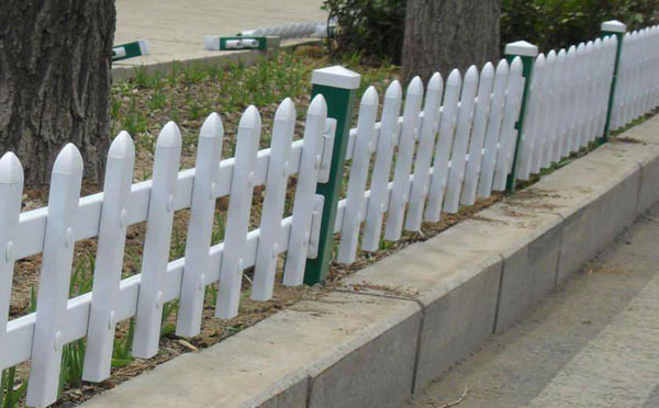 花坦草坪圍護欄 花坦草坪圍護欄